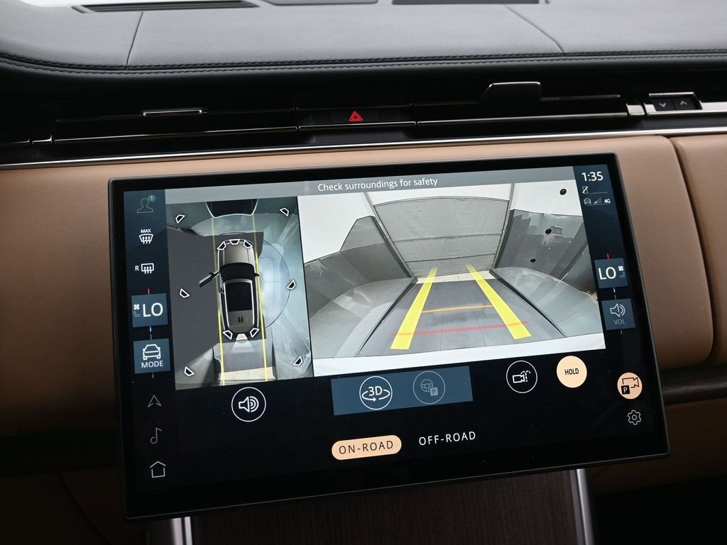 2025 Land Rover Range Rover SE