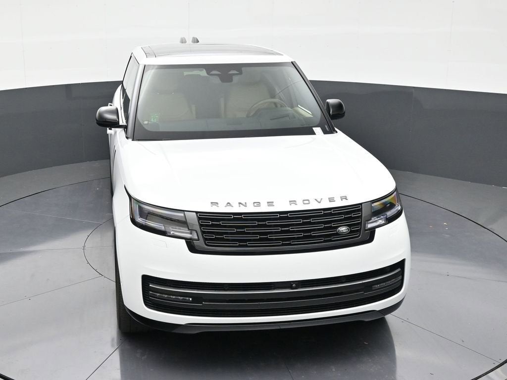 2025 Land Rover Range Rover SE
