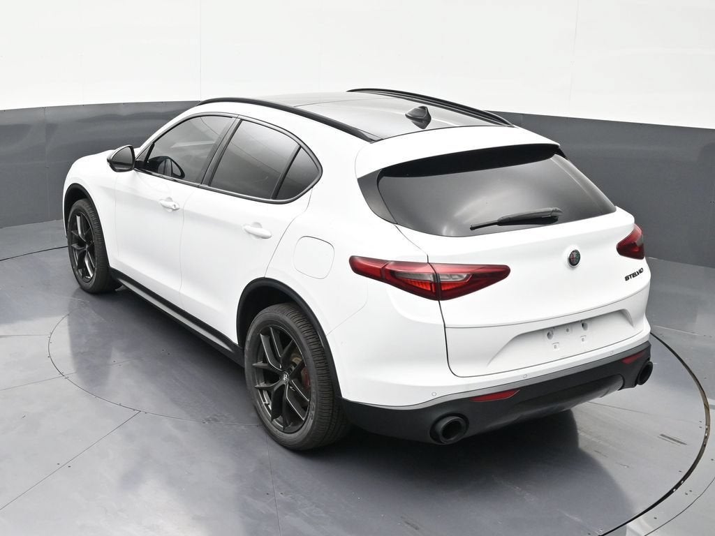 2020 Alfa Romeo Stelvio RWD