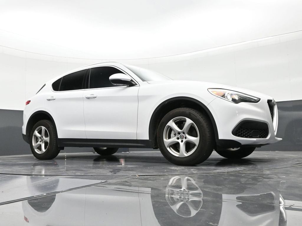 2020 Alfa Romeo Stelvio 4DR SUV RWD