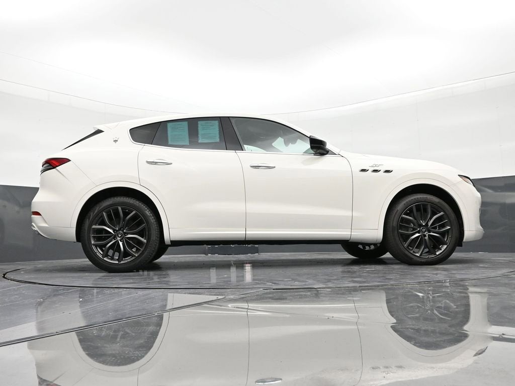 2024 Maserati Levante GT Ultima