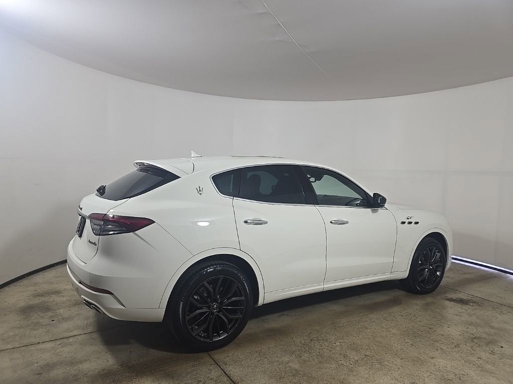 2024 Maserati Levante GT Ultima