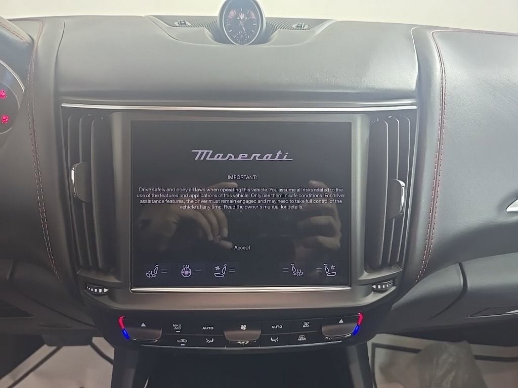 2024 Maserati Levante GT Ultima