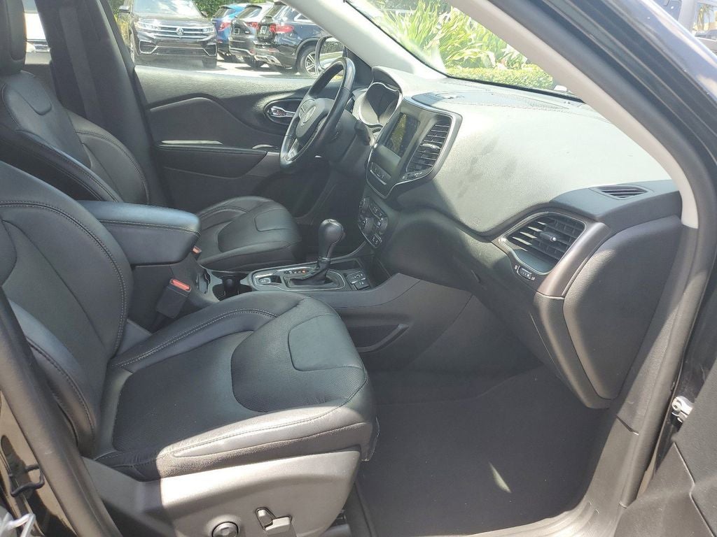 2021 Jeep Cherokee Latitude Lux