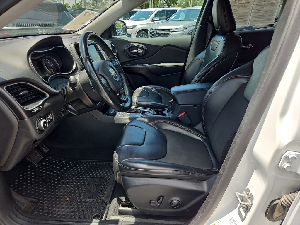 2019 Jeep Cherokee Trailhawk