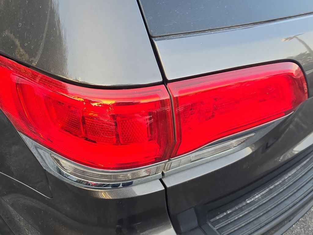2019 Jeep Grand Cherokee Laredo E