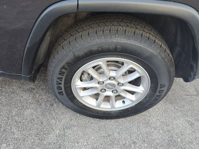 2019 Jeep Grand Cherokee Laredo E