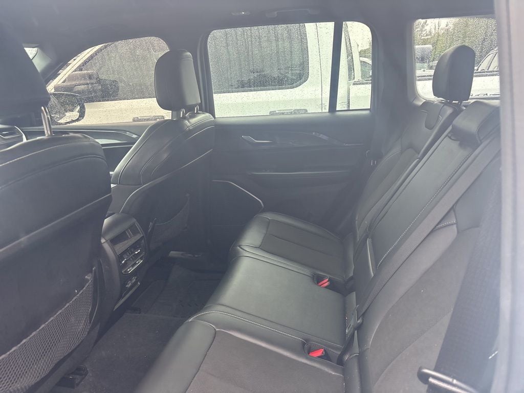 2022 Jeep Grand Cherokee Altitude