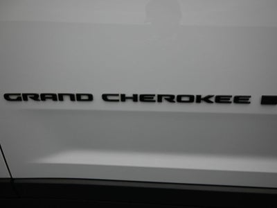 2022 Jeep Grand Cherokee Altitude
