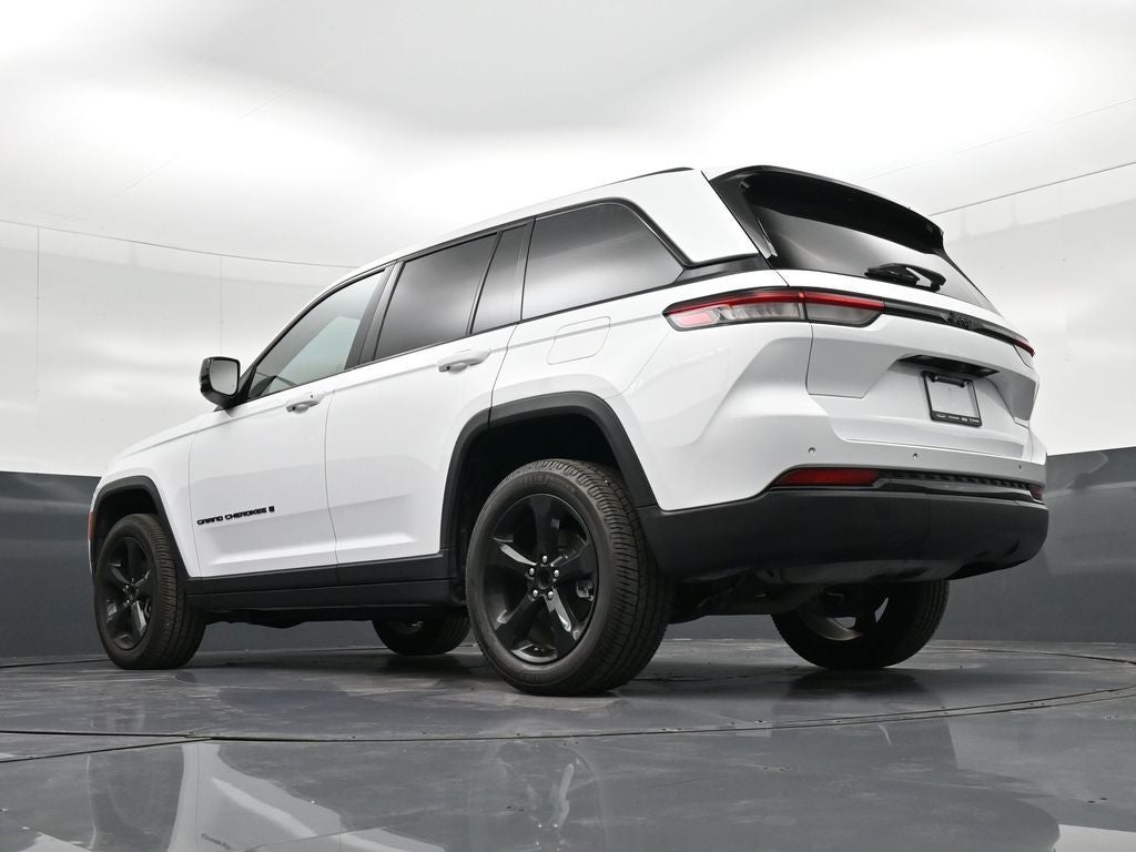 2022 Jeep Grand Cherokee Altitude