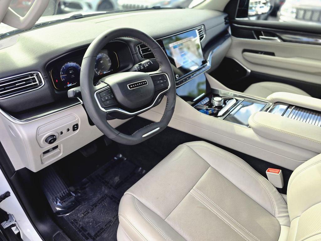 2024 Jeep Wagoneer Base