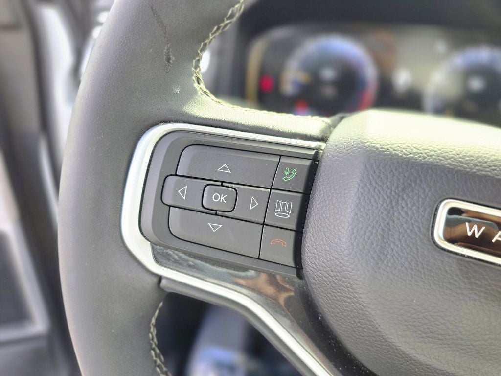 2024 Jeep Wagoneer Base