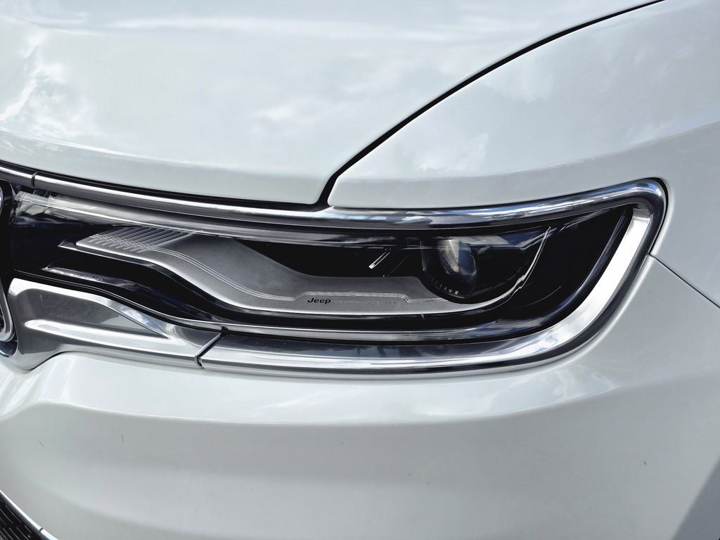 2024 Jeep Wagoneer Base