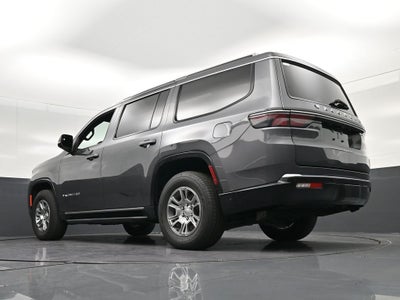 2023 Jeep Wagoneer Base