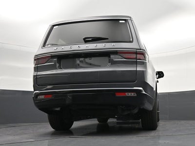 2023 Jeep Wagoneer Base