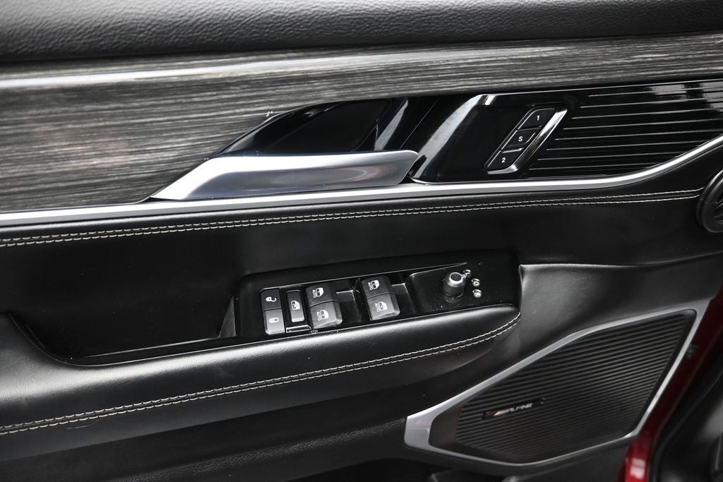 2022 Jeep Wagoneer Series II