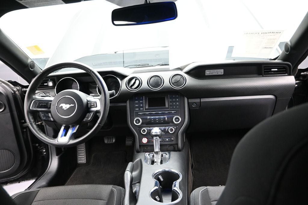 2016 Ford Mustang V6