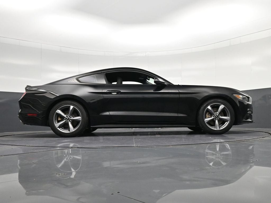 2016 Ford Mustang V6