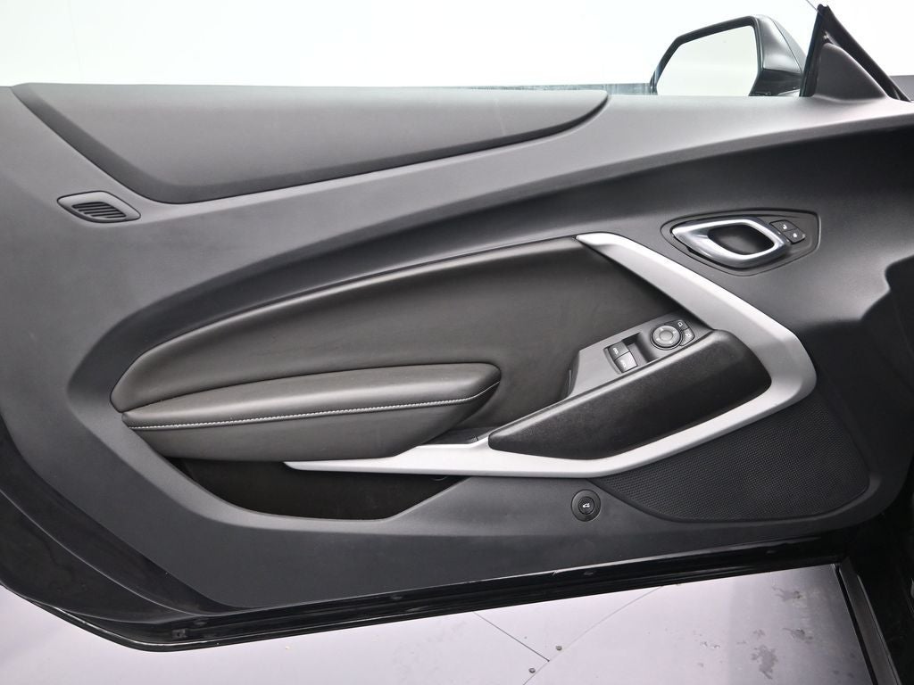 2023 Chevrolet Camaro LT1