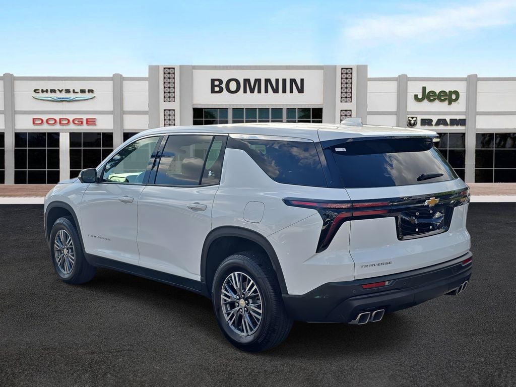 2024 Chevrolet Traverse LS
