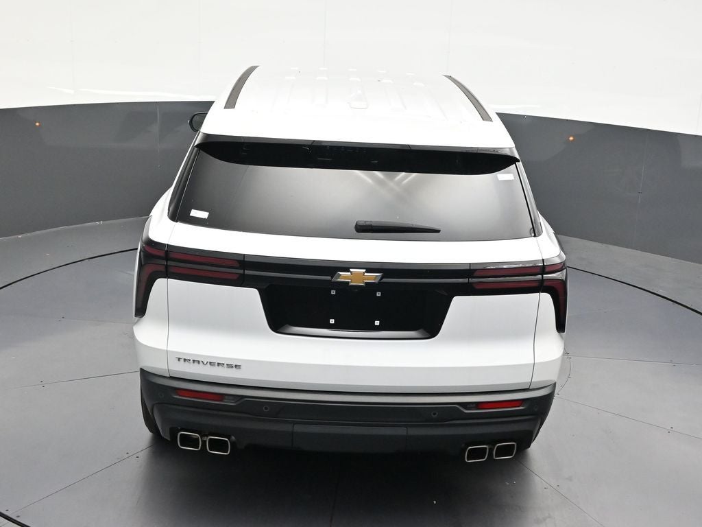 2024 Chevrolet Traverse LS