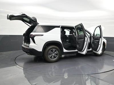 2024 Chevrolet Traverse LS