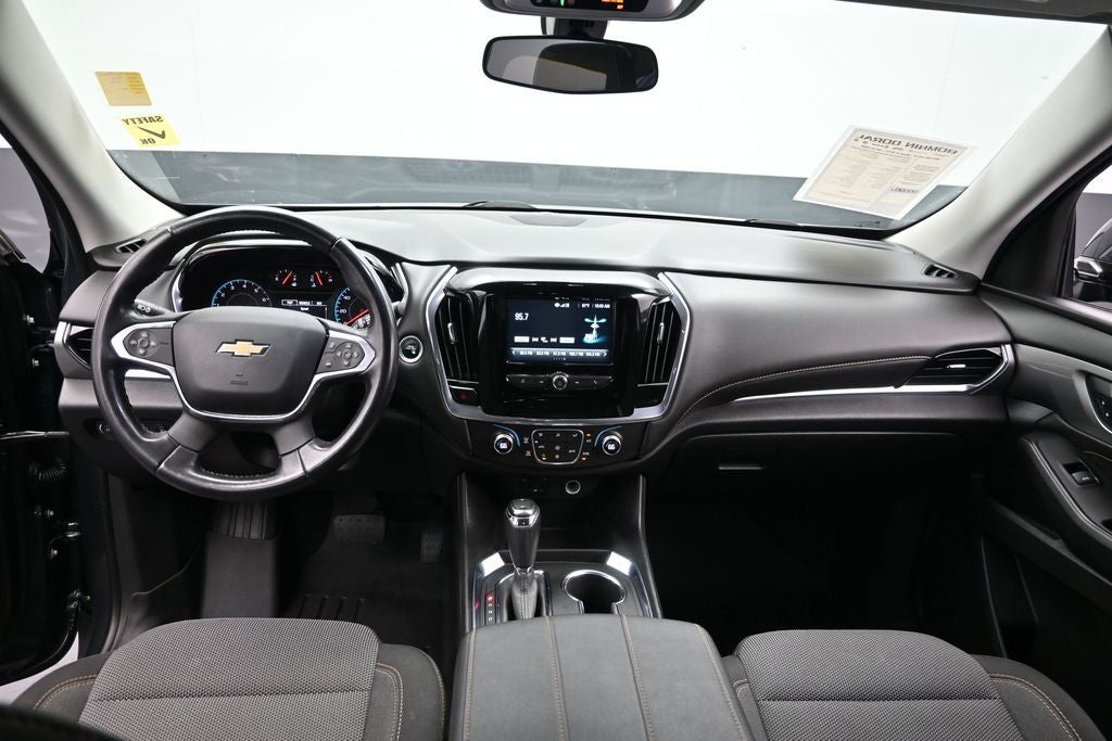 2018 Chevrolet Traverse LT Cloth w/1LT