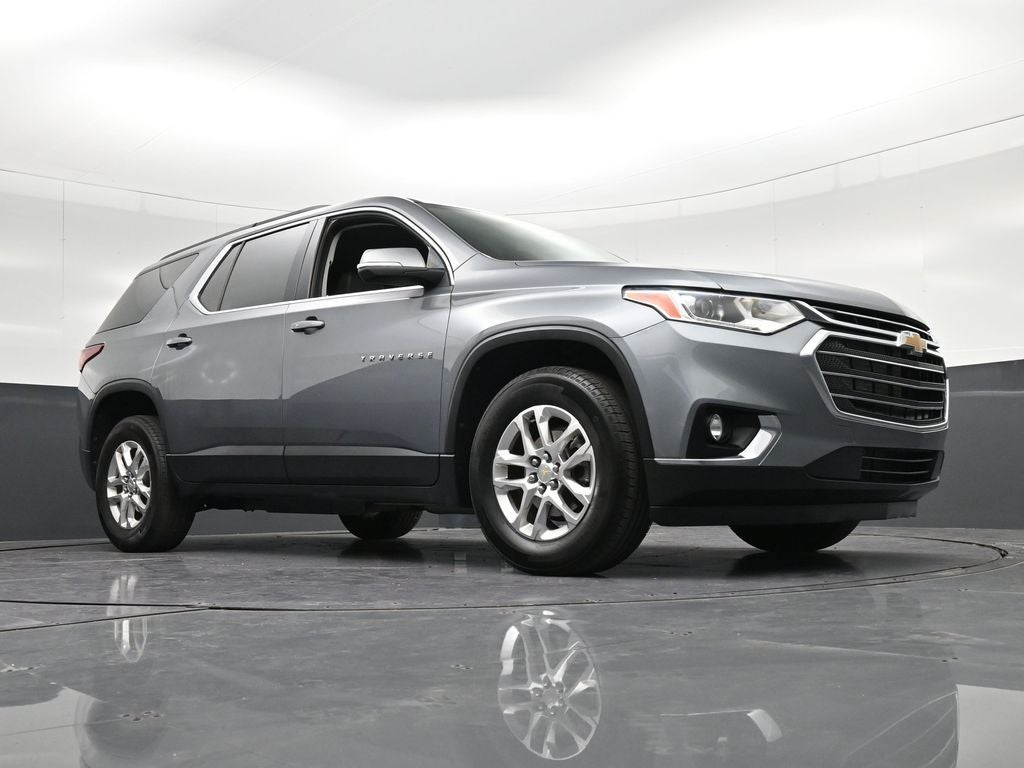 2021 Chevrolet Traverse LT Leather