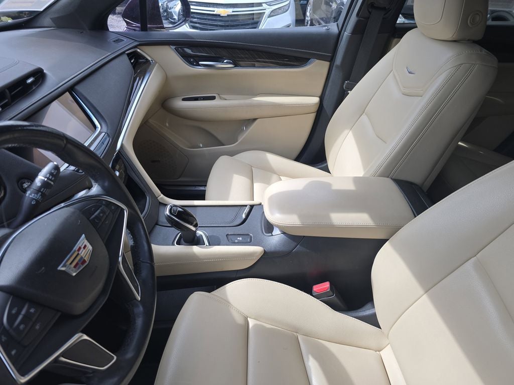 2018 Cadillac XT5 Base