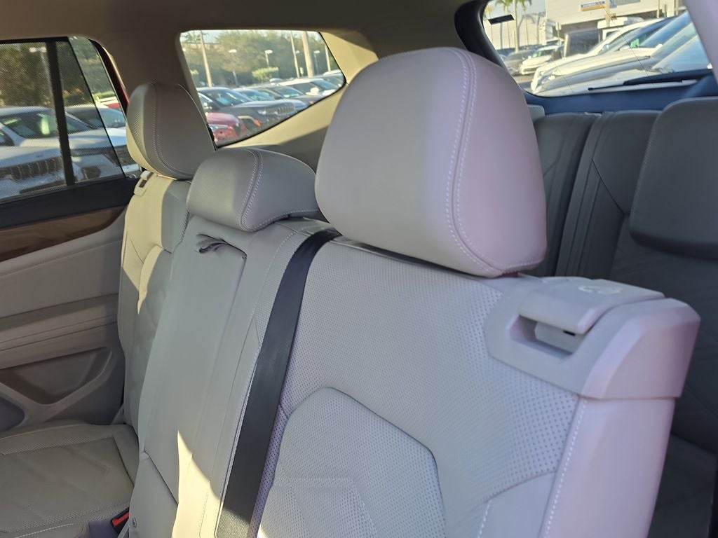 2024 Volkswagen Atlas 2.0T SE w/Technology