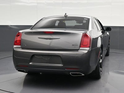 2022 Chrysler 300 Touring