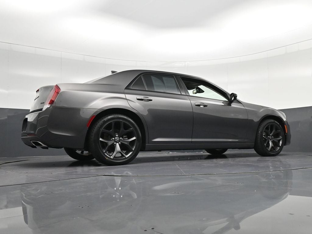2022 Chrysler 300 Touring