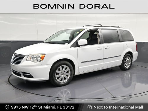 2016 Chrysler Town & Country Touring