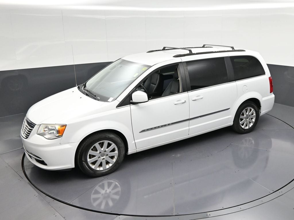 2016 Chrysler Town & Country Touring