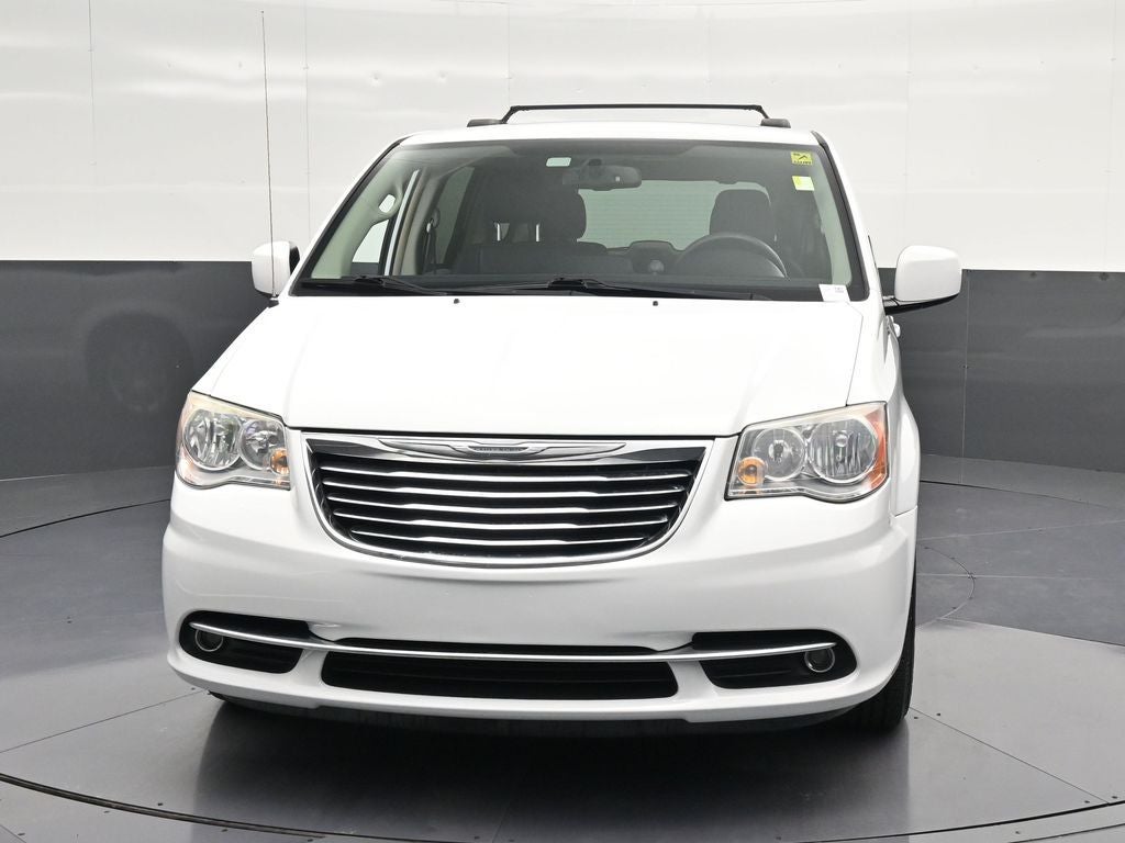 2016 Chrysler Town & Country Touring