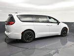 2024 Chrysler Pacifica Hybrid Select Premium S Appearance
