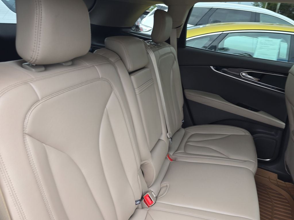 2022 Lincoln Nautilus Standard