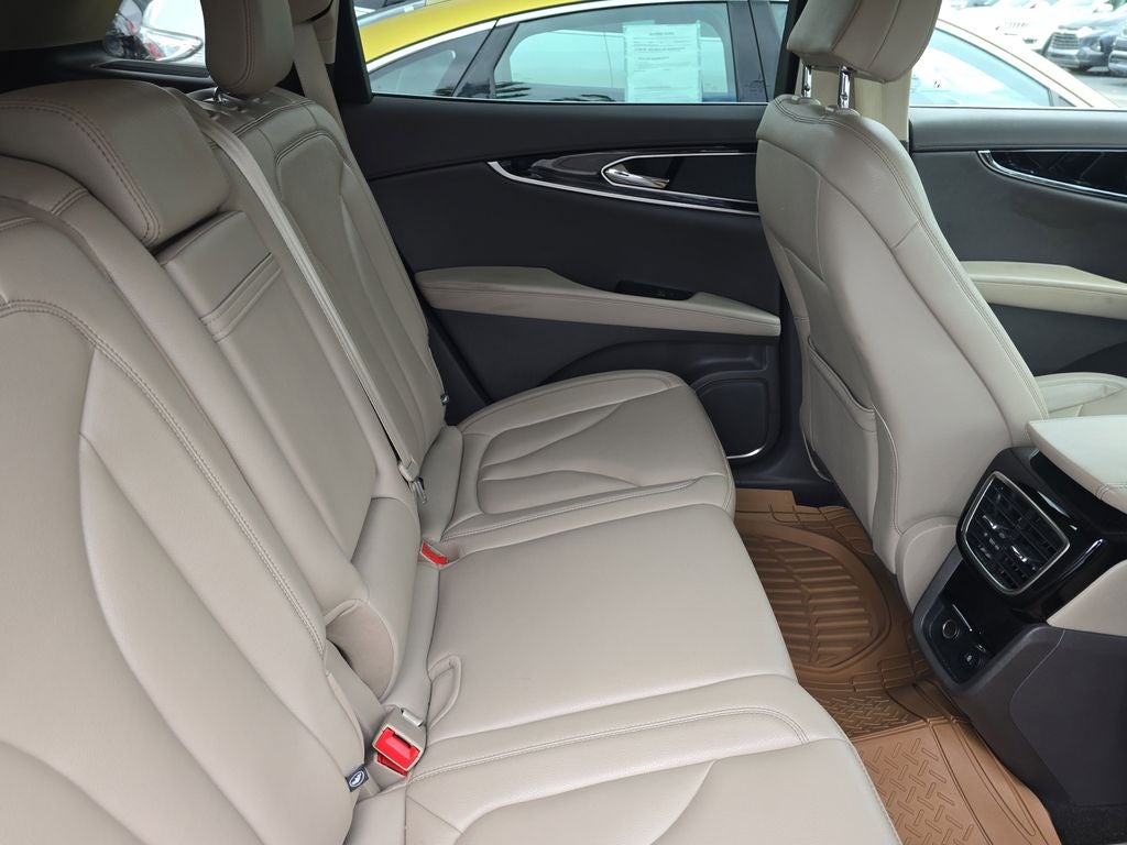 2022 Lincoln Nautilus Standard