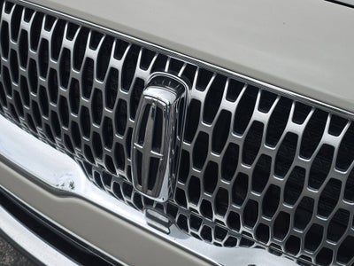 2022 Lincoln Nautilus Standard