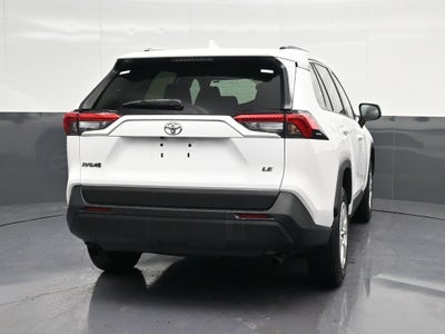 2020 Toyota RAV4 LE