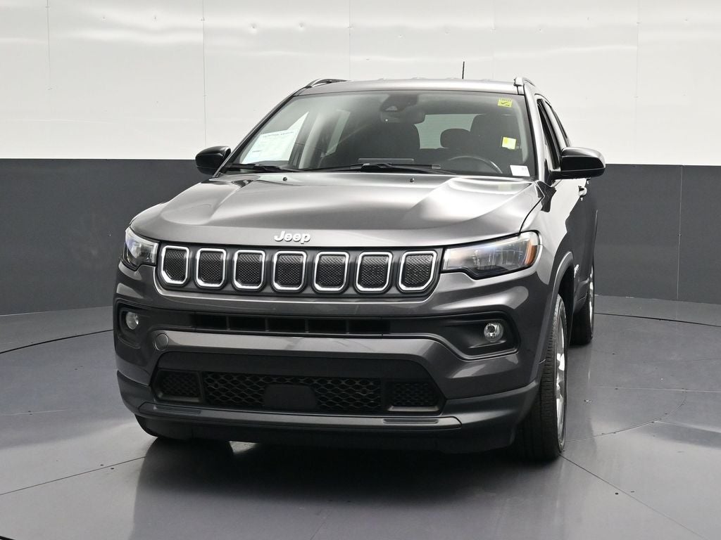 2022 Jeep Compass Latitude Lux