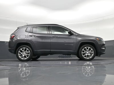 2024 Jeep Compass Latitude Lux