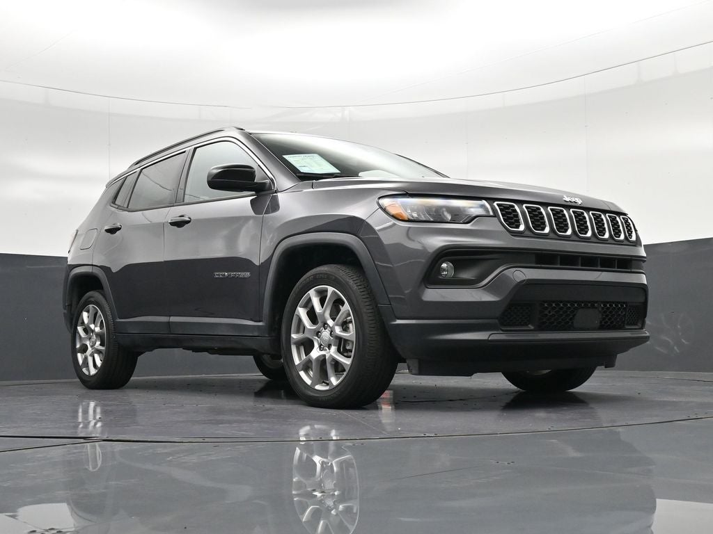2024 Jeep Compass Latitude Lux