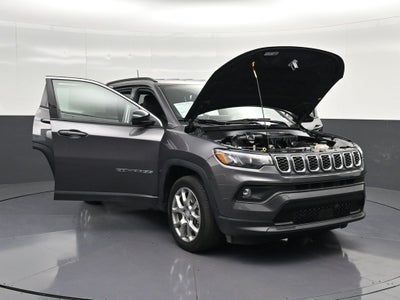 2024 Jeep Compass Latitude Lux