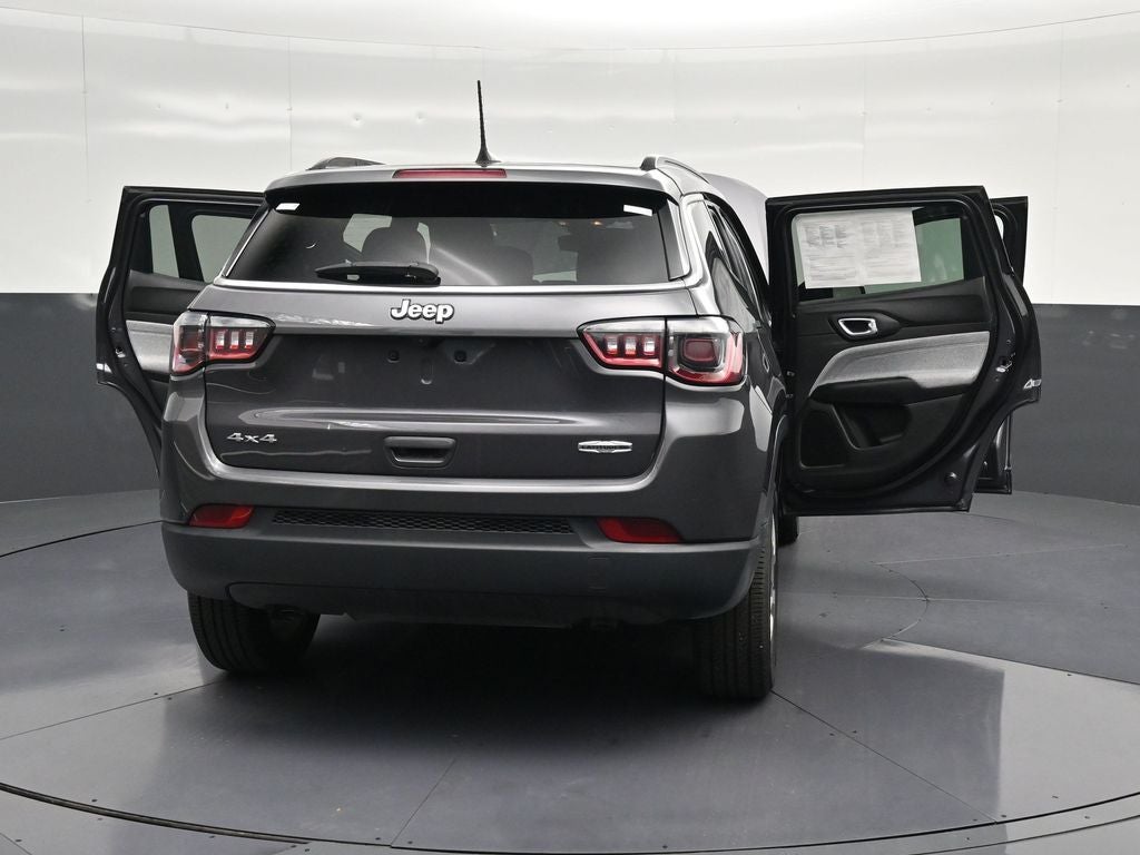 2024 Jeep Compass Latitude Lux