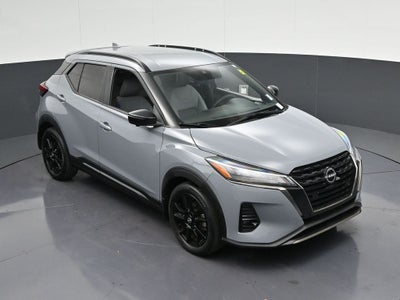 2022 Nissan Kicks SR