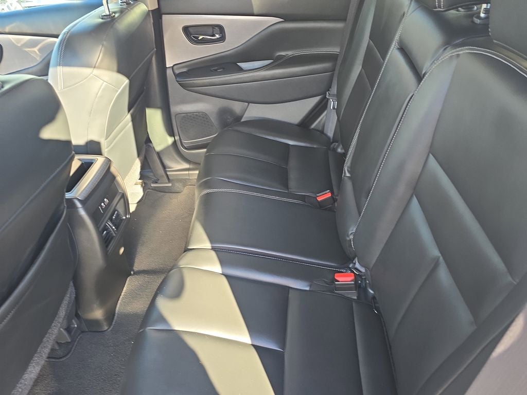 2022 Nissan Murano SV