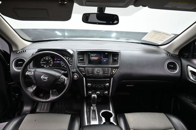 2020 Nissan Pathfinder SV