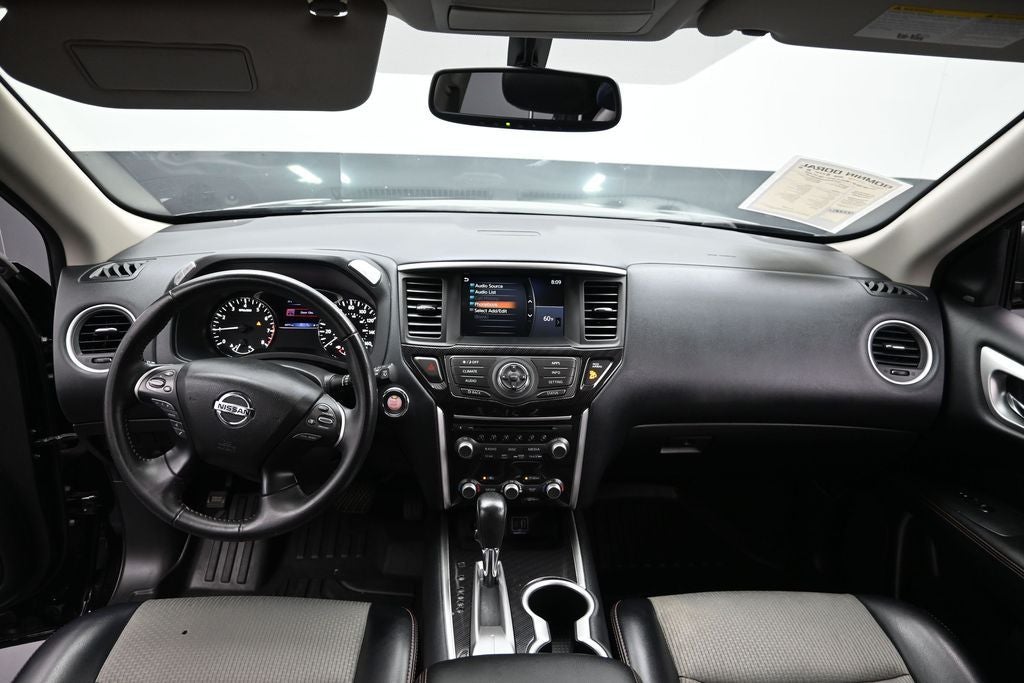 2020 Nissan Pathfinder SV