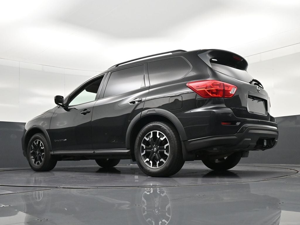 2020 Nissan Pathfinder SV